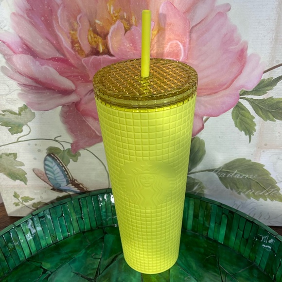 New Starbucks 2023 Matte Meadow Yellow Soft Touch Disco Grid Cold Cup Tumbler - Picture 3 of 3
